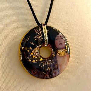 Goebel pendant made in Germany, Lady Adele Bloch, Gustav Klimt